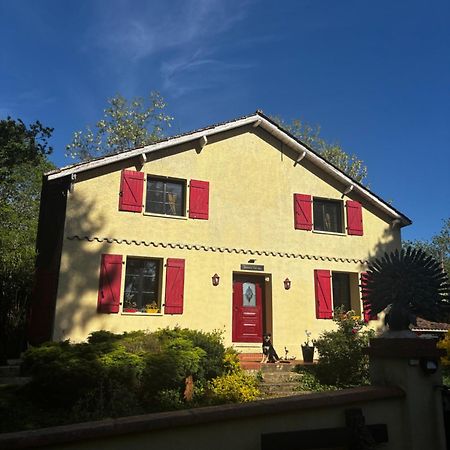 Bed and Breakfast Domaine Pierrot Laujuzan Exterior foto