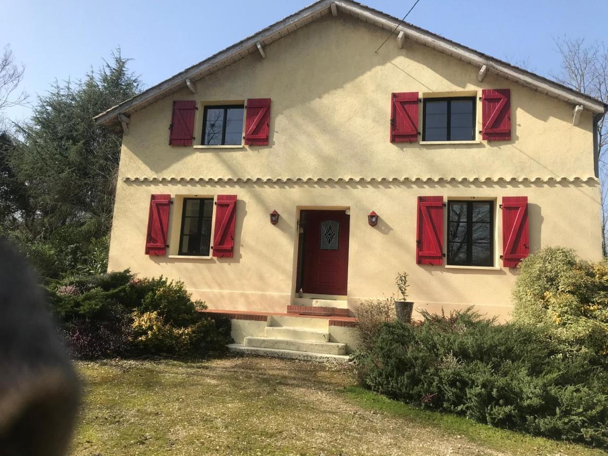 Bed and Breakfast Domaine Pierrot Laujuzan Exterior foto