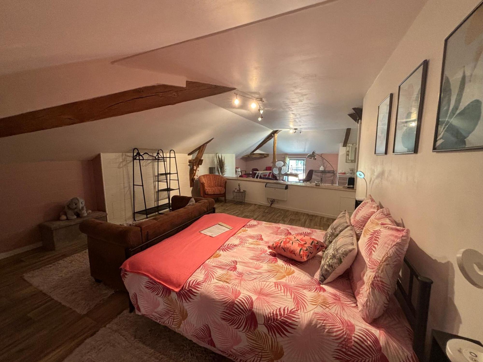 Bed and Breakfast Domaine Pierrot Laujuzan Exterior foto